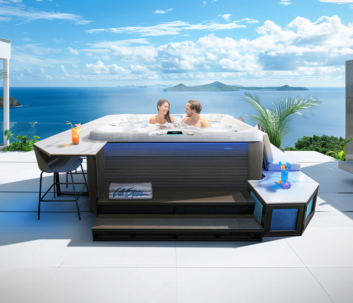 Calspas hot tub being used in a family setting - Federal Way
